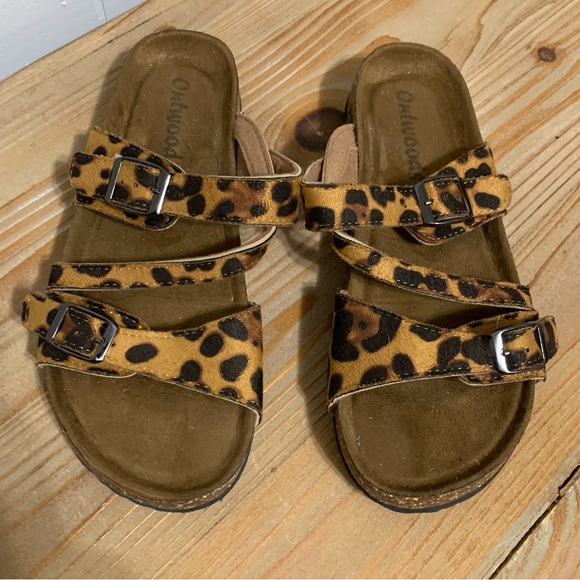 Women’s Brown & Tan Ontwoods Leopard Print Sandals - Picture 2 of 6